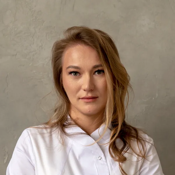 Алёна Черникова